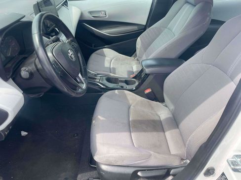 Used 2023 Toyota Corolla SE FWD image 5