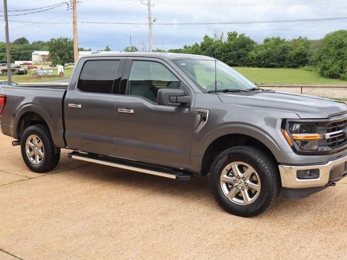 Used 2025 Ford F150 XLT w/ Equipment Group 301A Standard AWD/4WD image 8