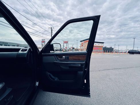 Used 2012 Land Rover Range Rover Sport HSE LUX image 36