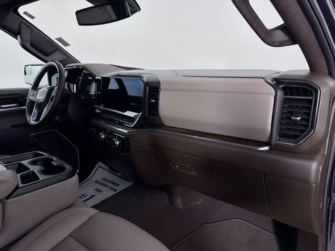 Used 2025 GMC Sierra 1500 SLT AWD/4WD image 29