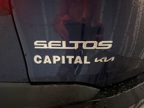 Used 2025 Kia Seltos EX w/ EX Sunroof Package image 27