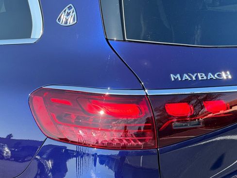 New 2026 Mercedes-Benz Maybach GLS 600 4MATIC image 12