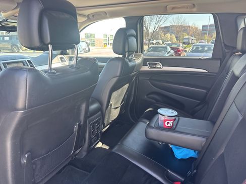 Used 2013 Jeep Grand Cherokee Trailhawk image 14