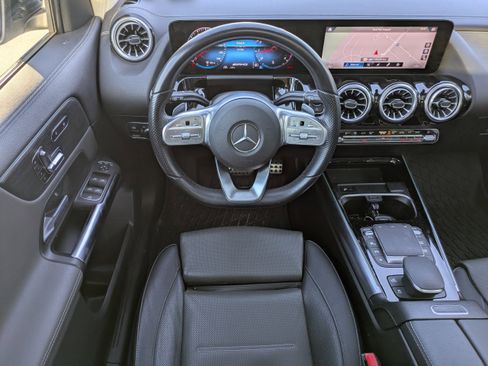 Certified 2022 Mercedes-Benz GLA 35 AMG 4MATIC image 16
