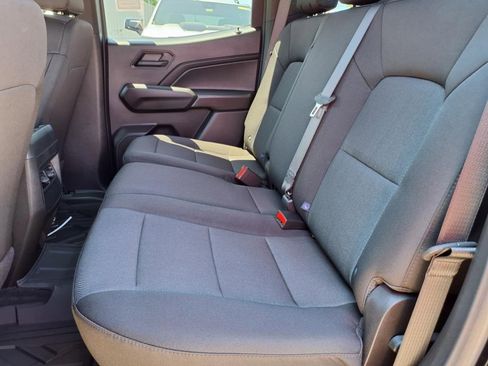 New 2025 Chevrolet Colorado W/T image 13
