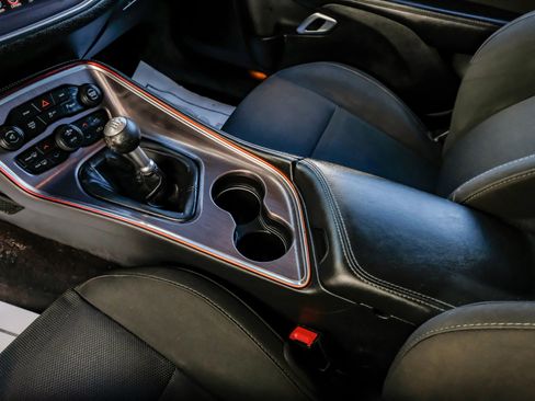 Used 2016 Dodge Challenger R/T Scat Pack image 26