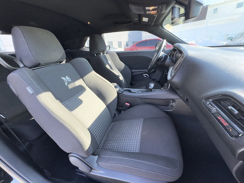 Certified 2022 Dodge Challenger R/T Scat Pack w/ Driver Convenience Group image 17