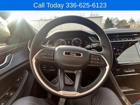 New 2026 Jeep Grand Cherokee L Laredo AWD/4WD image 27