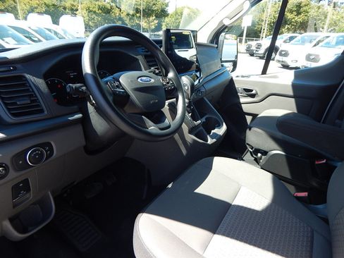 Used 2024 Ford Transit 350 XLT RWD image 2
