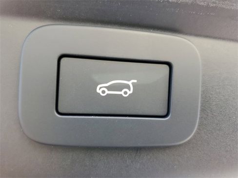 New 2024 Jaguar I-PACE R-Dynamic HSE image 10