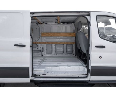 Used 2018 Ford Transit 250 148 Low Roof image 34