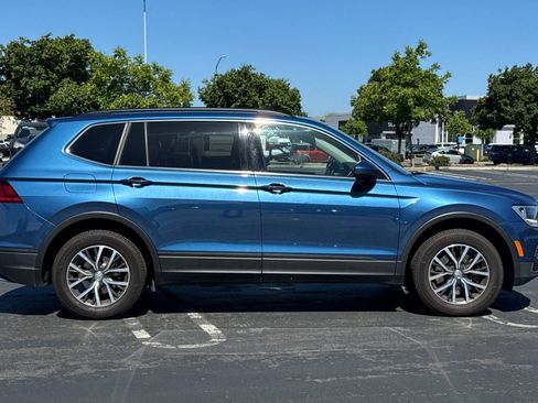 Used 2019 Volkswagen Tiguan SE AWD/4WD image 3