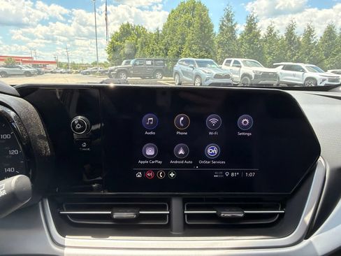 Used 2024 Chevrolet Trax LS w/ LS Convenience Package FWD image 14