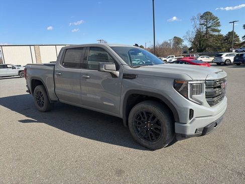 Used 2024 GMC Sierra 1500 Elevation image 9
