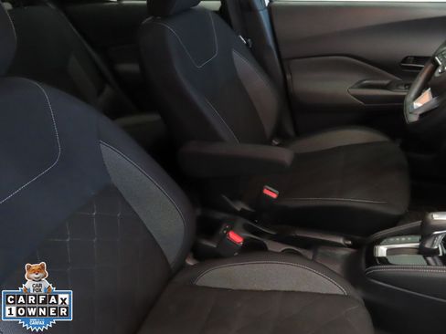Used 2019 Nissan Kicks S image 22