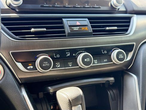Used 2020 Honda Accord LX image 11