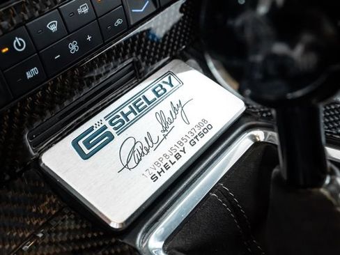 Used 2011 Ford Mustang Shelby GT500 w/ SVT Performance Pkg RWD image 28