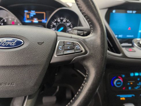 Used 2017 Ford Escape Titanium FWD image 28
