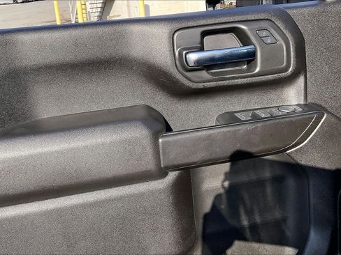 Used 2024 Chevrolet Silverado 2500 Custom w/ Custom Convenience Package image 27