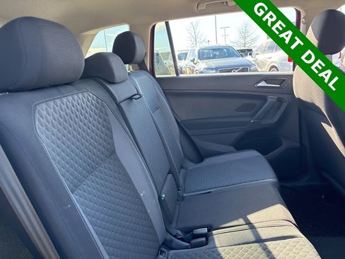 Used 2018 Volkswagen Tiguan S image 10