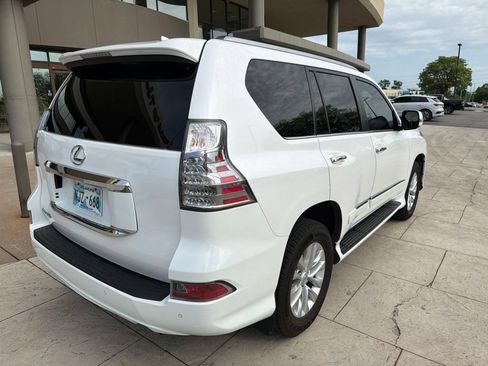 Used 2016 Lexus GX 460 w/ Premium Package AWD/4WD image 6