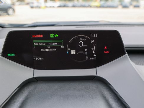 Used 2026 Toyota Prius Plug-In Hybrid FWD image 17