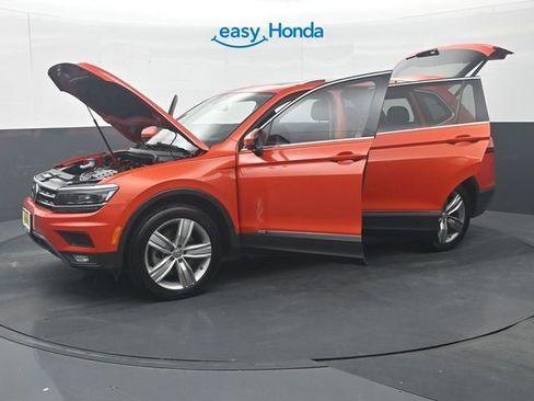 Used 2019 Volkswagen Tiguan SEL Premium R-Line AWD/4WD image 38
