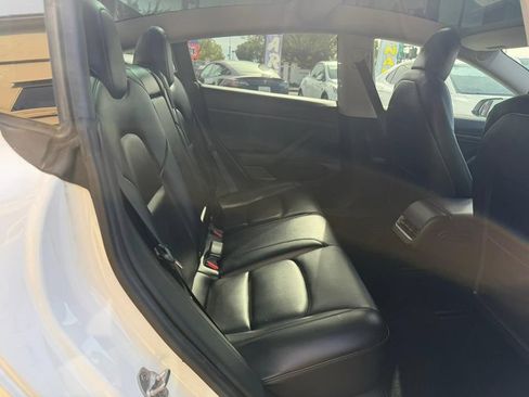 Used 2021 Tesla Model 3 Standard Range Plus RWD image 24
