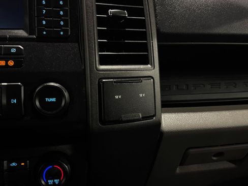 Used 2022 Ford F250 XL w/ STX Appearance Package AWD/4WD image 27