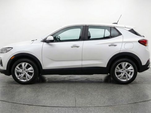 Used 2025 Buick Encore GX Preferred AWD/4WD image 5
