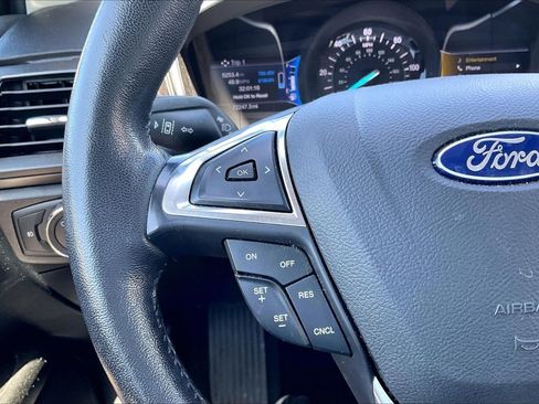 Used 2017 Ford Fusion Energi Titanium image 18