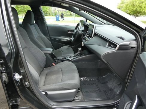 Used 2020 Toyota Corolla SE FWD image 25