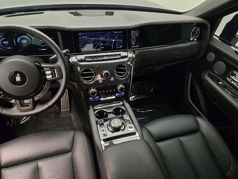 Certified 2025 Rolls-Royce Cullinan Black Badge AWD/4WD image 19