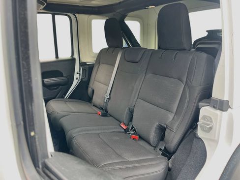 Certified 2022 Jeep Wrangler Unlimited Sport AWD/4WD image 22