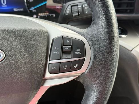 Certified 2023 Ford Explorer XLT w/ Equipment Group 202A image 33