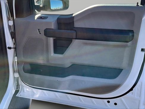 Used 2020 Ford F350 Lariat image 26