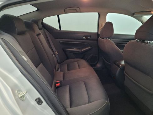 Used 2020 Nissan Altima 2.5 S AWD/4WD image 19