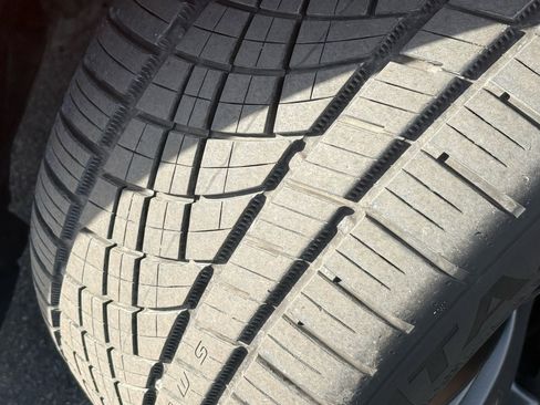 Used 2016 Dodge Challenger SRT Hellcat image 10