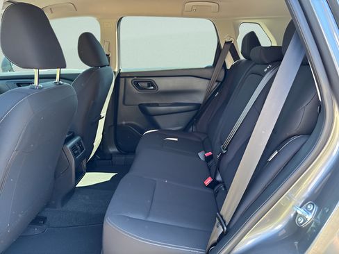 Used 2026 Nissan Rogue S AWD/4WD image 5