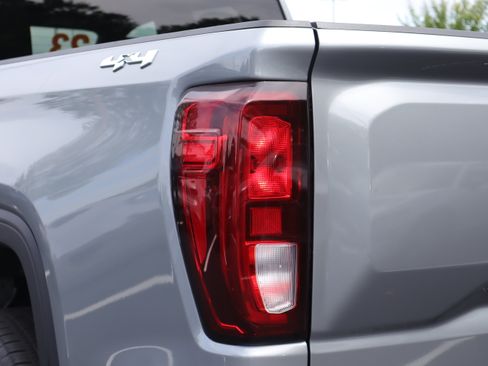 Used 2023 GMC Sierra 1500 Elevation AWD/4WD image 33