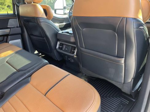 Used 2024 Ford F250 Platinum AWD/4WD image 30