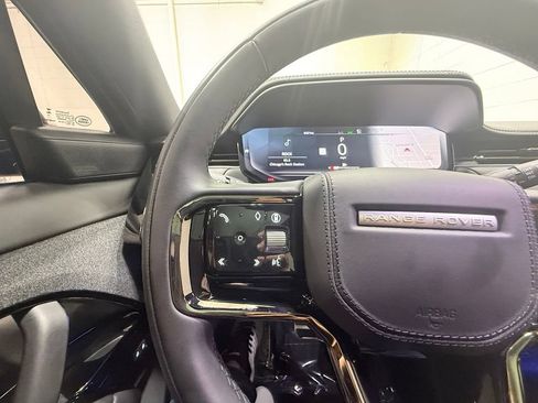 Used 2025 Land Rover Range Rover Sport Autobiography AWD/4WD image 37