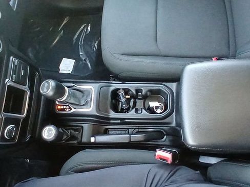 Used 2021 Jeep Wrangler Unlimited Sport AWD/4WD image 20