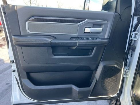 Used 2022 RAM 2500 Big Horn image 26
