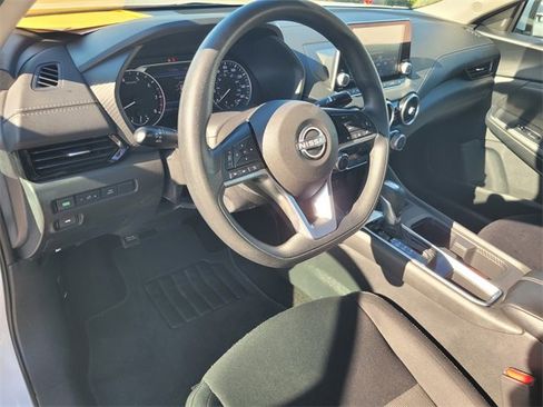 Used 2024 Nissan Sentra SV image 12