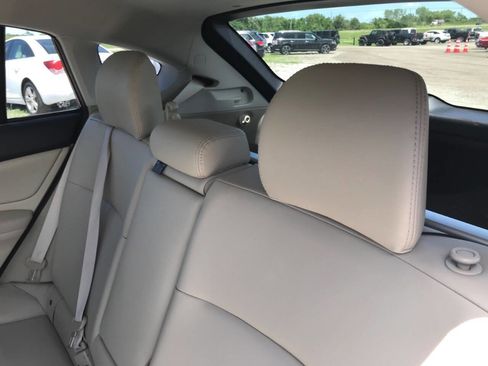 Used 2014 Subaru Crosstrek 2.0i Limited w/ Popular Package #1 image 18