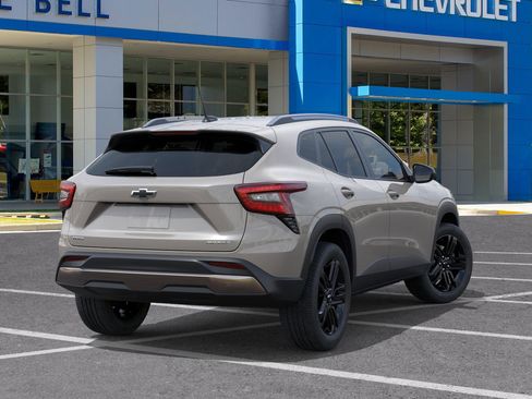 New 2026 Chevrolet Trax ACTIV w/ Driver Confidence Package image 5