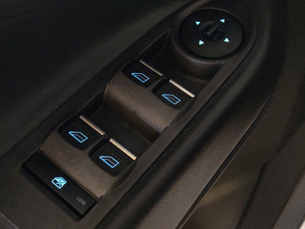 Used 2019 Ford Escape SE FWD image 27