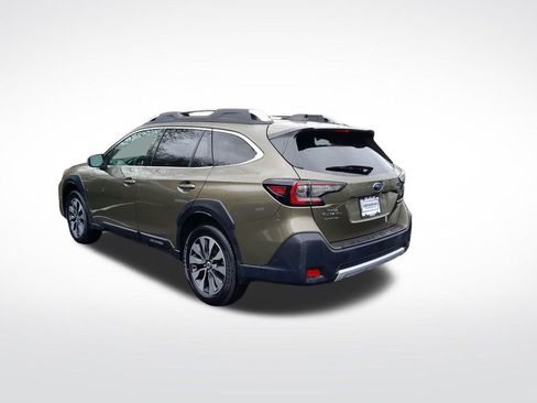 Used 2023 Subaru Outback Touring XT AWD/4WD image 6