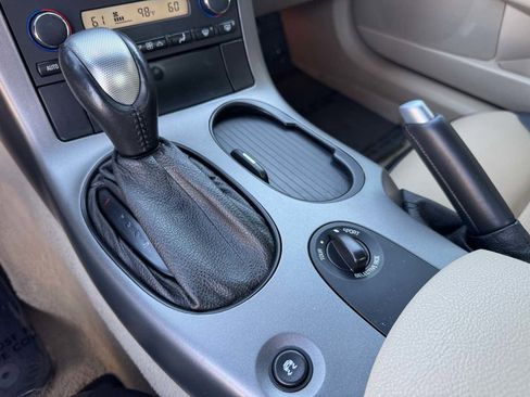 Used 2007 Chevrolet Corvette Coupe w/ Preferred Equipment Group image 21